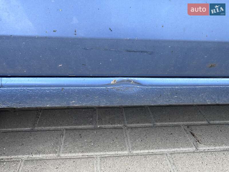 Лифтбек Skoda Rapid 2013 в Киеве фото 27 Лифтбек Skoda Rapid 2013 в Киеве