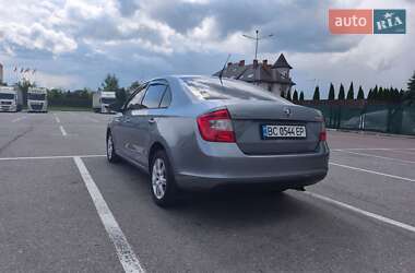 Лифтбек Skoda Rapid 2013 в 