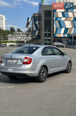 Лифтбек Skoda Rapid 2015 в 