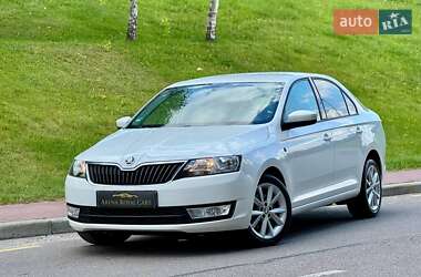 Лифтбек Skoda Rapid 2013 в Киеве