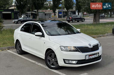 Лифтбек Skoda Rapid 2013 в Киеве