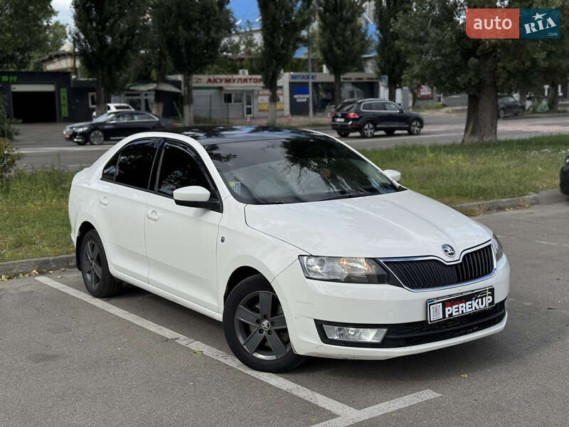 Skoda Rapid 2013
