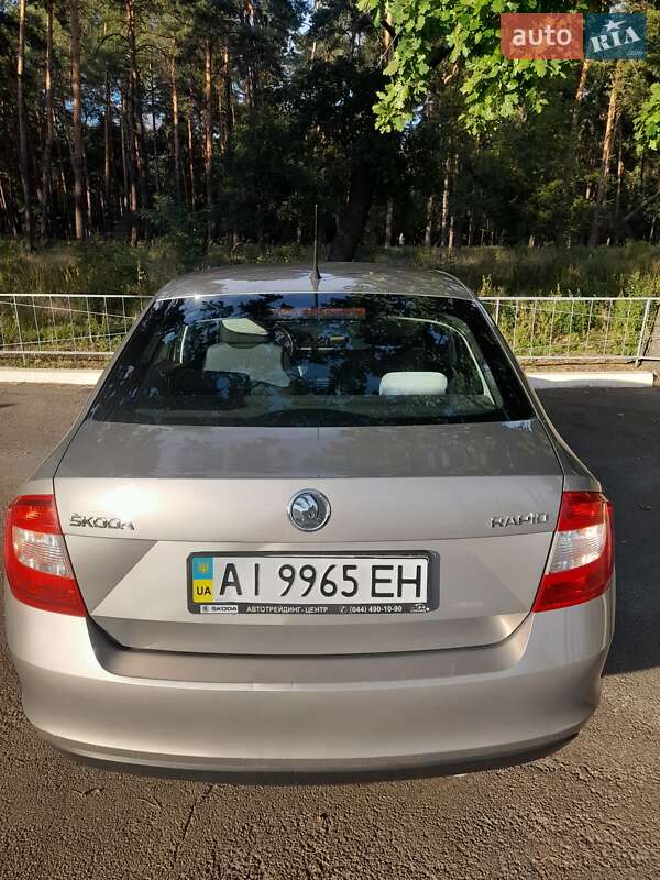 Хетчбек Skoda Rapid 2013 в Києві фото 5 Хетчбек Skoda Rapid 2013 в Києві