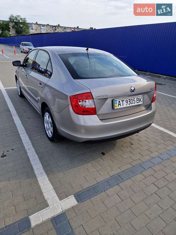 Лифтбек Skoda Rapid 2013 в Калуше фото 18 Лифтбек Skoda Rapid 2013 в Калуше