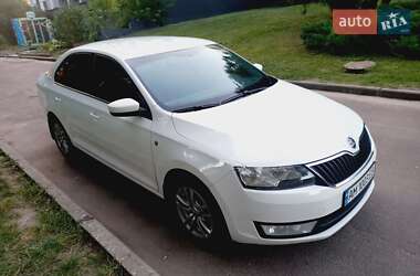 Лифтбек Skoda Rapid 2015 в Житомире