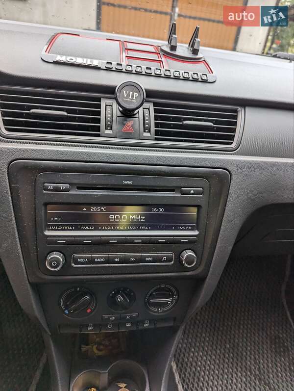 Лифтбек Skoda Rapid 2013 в Тячеве