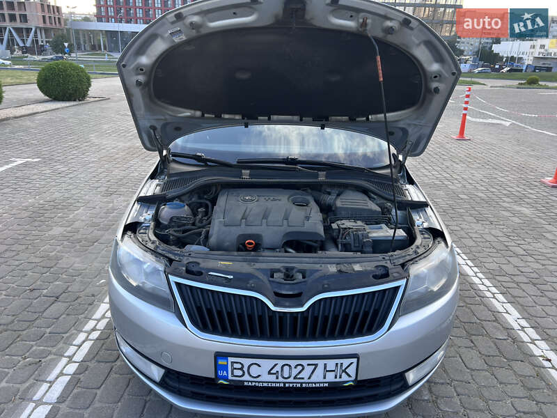 Лифтбек Skoda Rapid 2012 в Львове