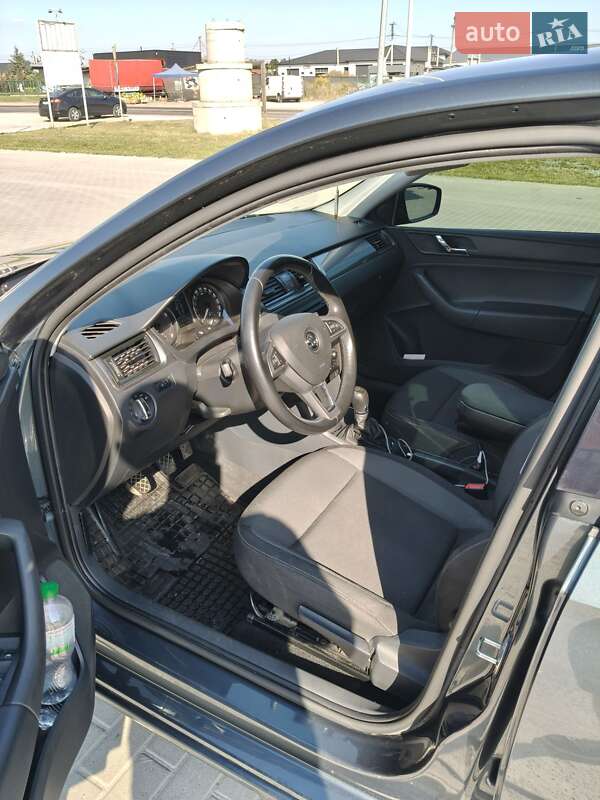 Ліфтбек Skoda Rapid 2014 в Львові