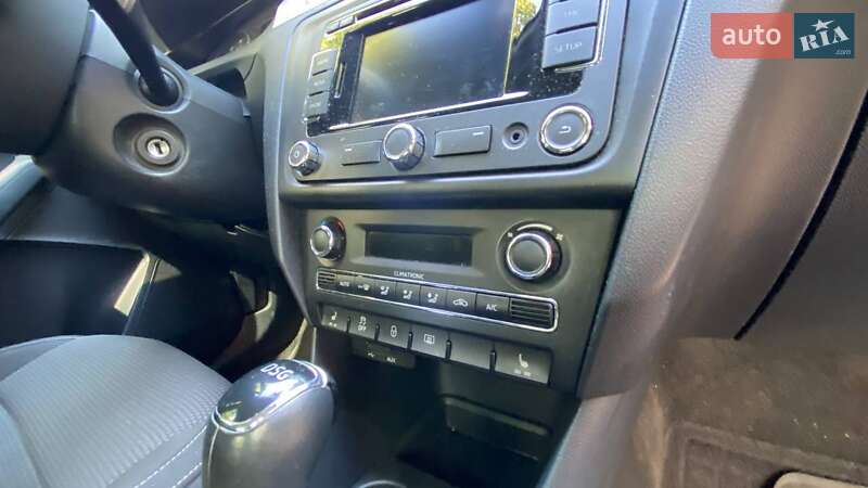 Хэтчбек Skoda Rapid 2013 в Киеве
