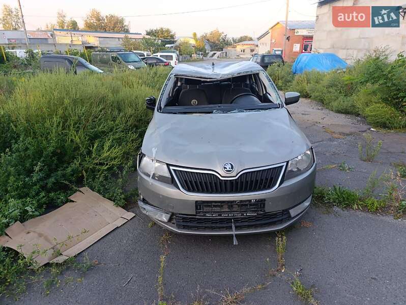 Skoda Rapid 2013