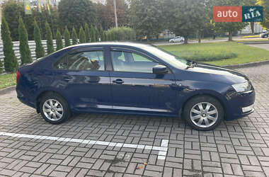 Лифтбек Skoda Rapid 2015 в 