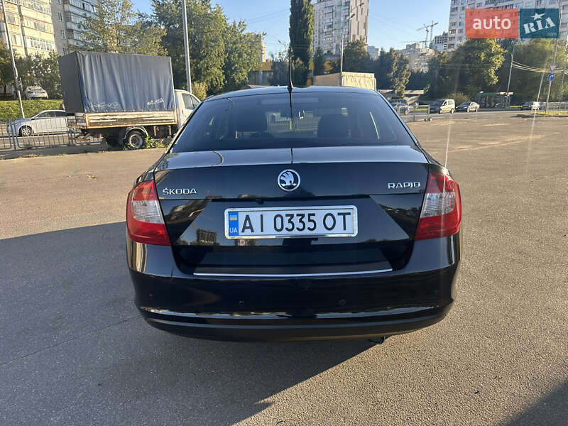 Лифтбек Skoda Rapid 2015 в Киеве