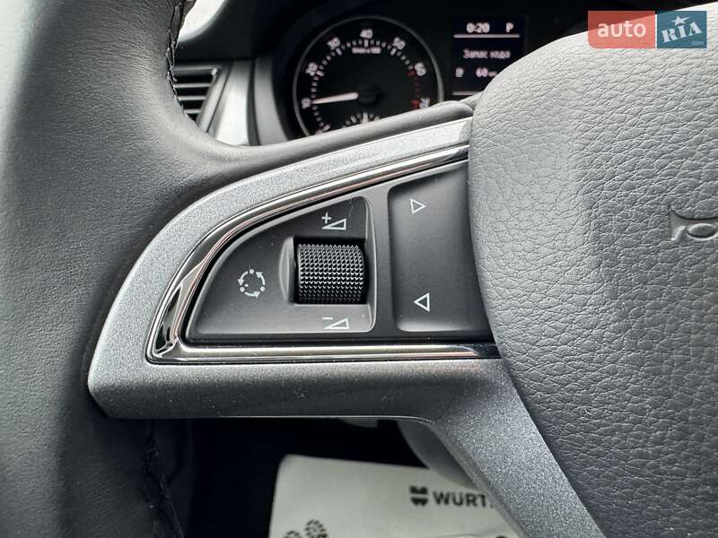 Лифтбек Skoda Rapid 2015 в Киеве