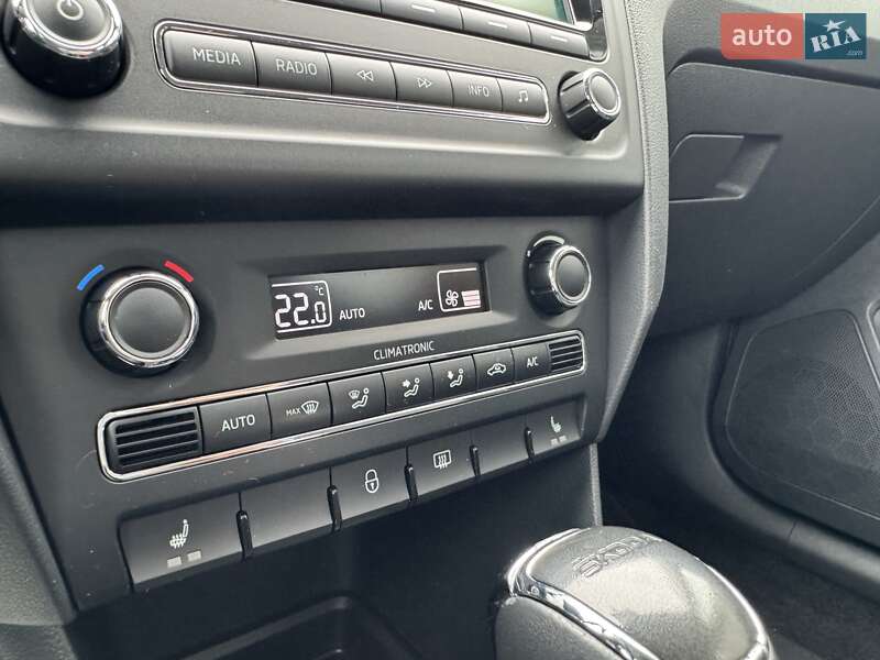 Лифтбек Skoda Rapid 2015 в Киеве