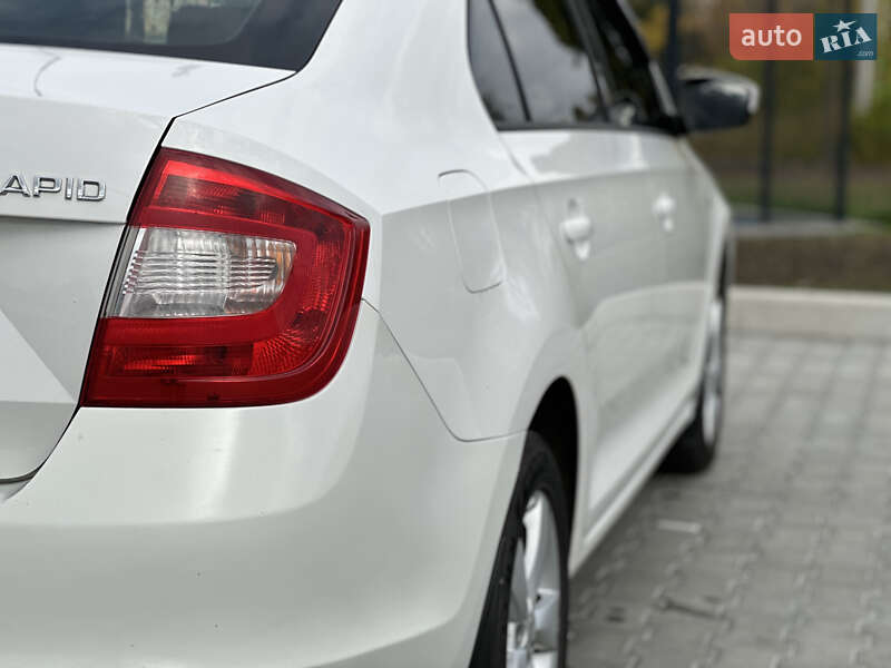 Ліфтбек Skoda Rapid 2014 в Кропивницькому