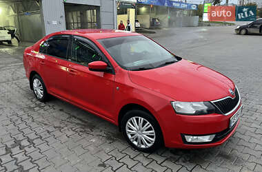 Лифтбек Skoda Rapid 2013 в 