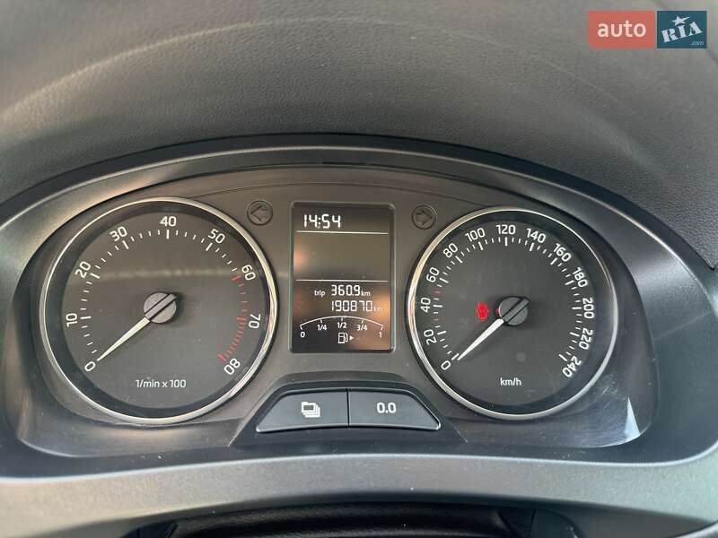 Лифтбек Skoda Rapid 2013 в Краматорске фото 11 Лифтбек Skoda Rapid 2013 в Краматорске