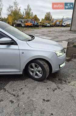 Лифтбек Skoda Rapid 2013 в 