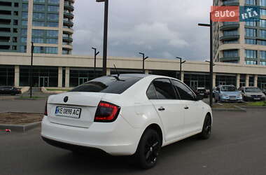 Лифтбек Skoda Rapid 2013 в 