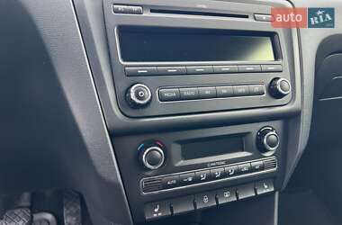 Лифтбек Skoda Rapid 2013 в 