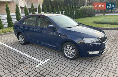 Лифтбек Skoda Rapid 2015 в Луцке