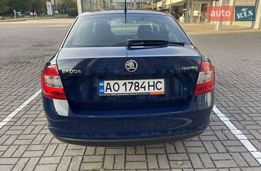Ліфтбек Skoda Rapid 2015 в  фото 10 Ліфтбек Skoda Rapid 2015 в