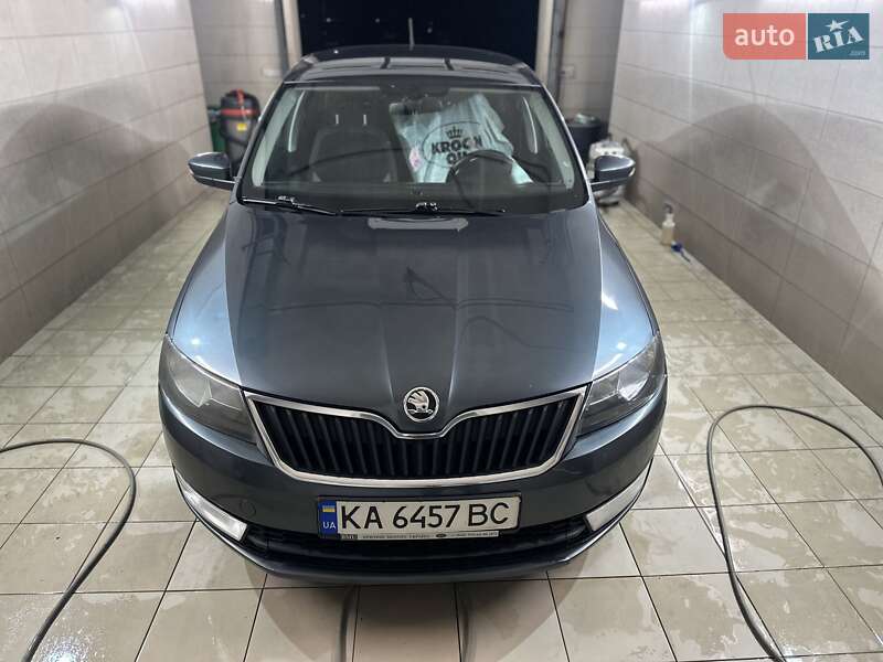 Лифтбек Skoda Rapid 2017 в Киеве