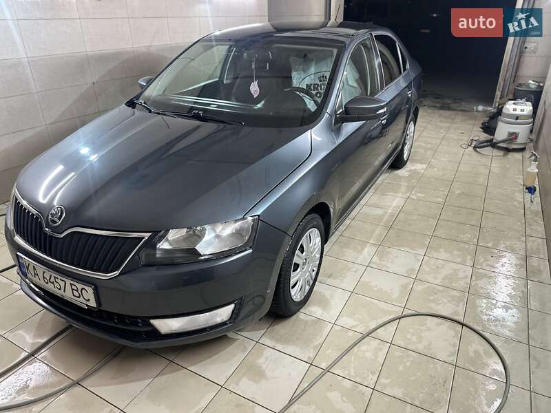 Лифтбек Skoda Rapid 2017 в Киеве