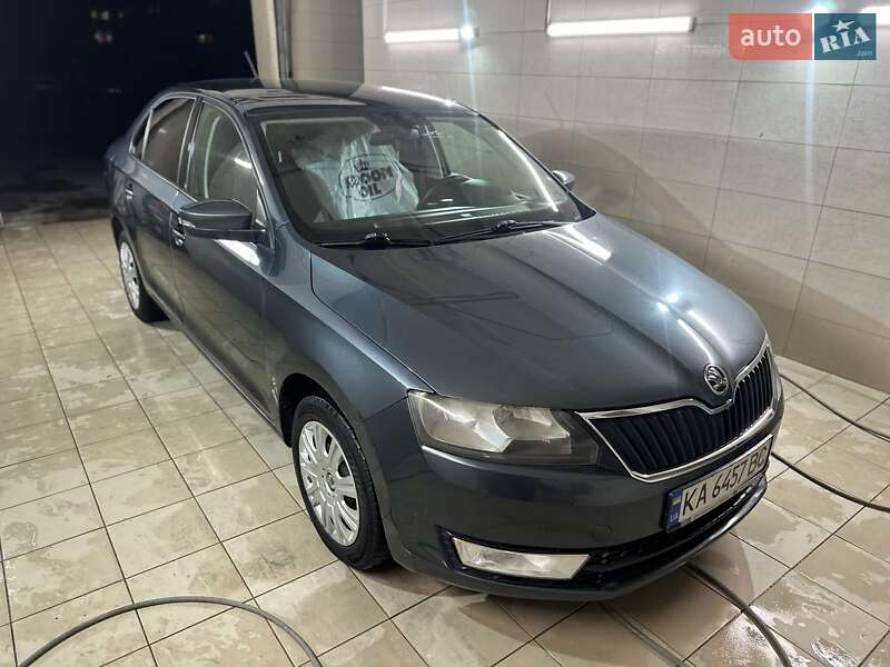 Лифтбек Skoda Rapid 2017 в Киеве
