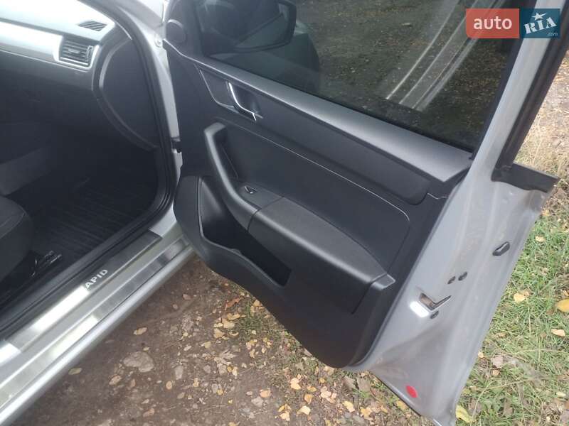 Ліфтбек Skoda Rapid 2013 в Кривому Розі