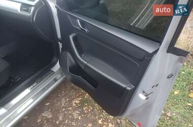 Лифтбек Skoda Rapid 2013 в 