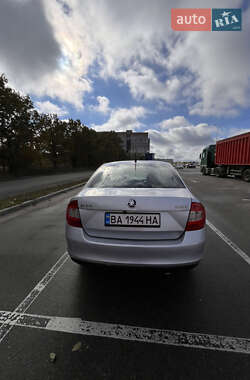 Лифтбек Skoda Rapid 2015 в 