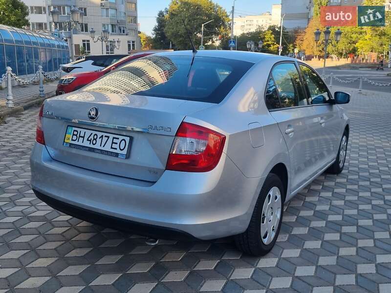 Лифтбек Skoda Rapid 2013 в Одессе