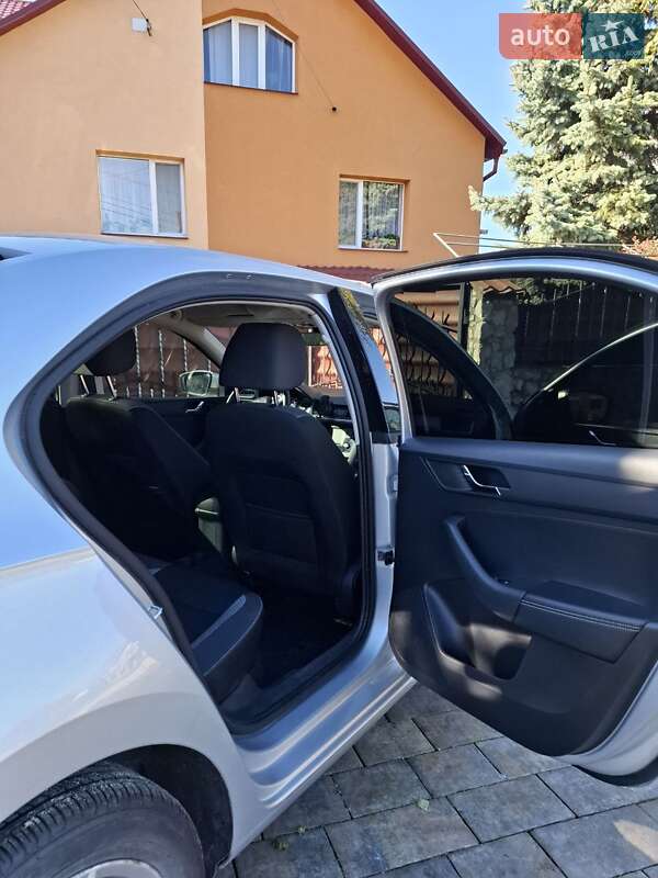 Хэтчбек Skoda Rapid 2017 в Тернополе