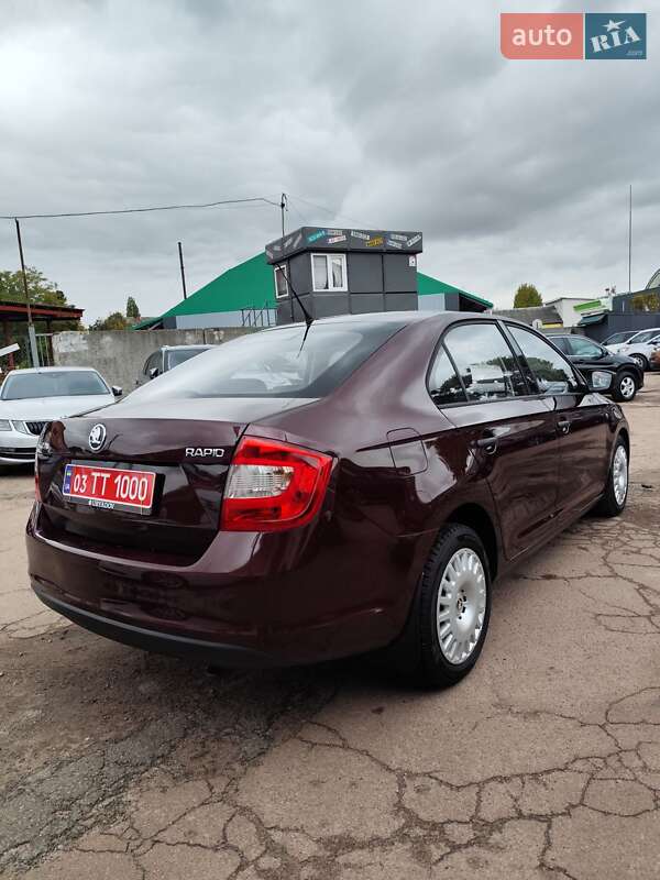 Лифтбек Skoda Rapid 2013 в Чернигове фото 2 Лифтбек Skoda Rapid 2013 в Чернигове