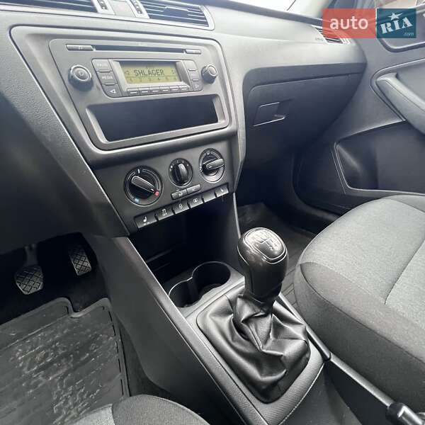 Лифтбек Skoda Rapid 2013 в Чернигове фото 21 Лифтбек Skoda Rapid 2013 в Чернигове