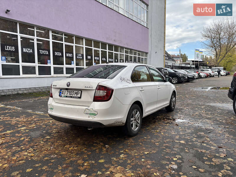 Лифтбек Skoda Rapid 2018 в Киеве фото 4 Лифтбек Skoda Rapid 2018 в Киеве
