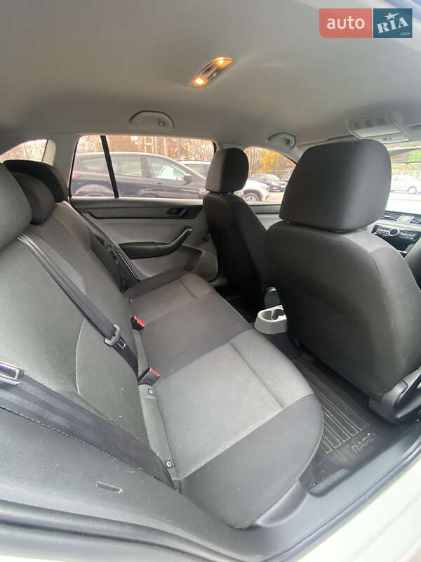 Хэтчбек Skoda Rapid 2015 в Белой Церкви фото 18 Хэтчбек Skoda Rapid 2015 в Белой Церкви