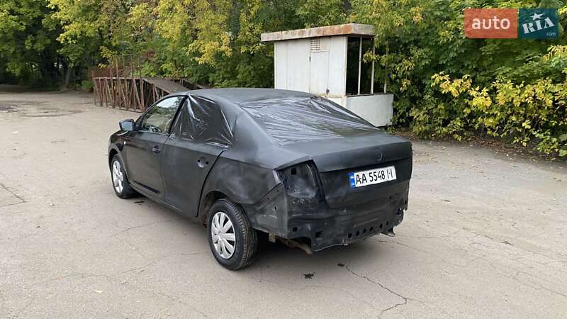 Лифтбек Skoda Rapid 2013 в Киеве