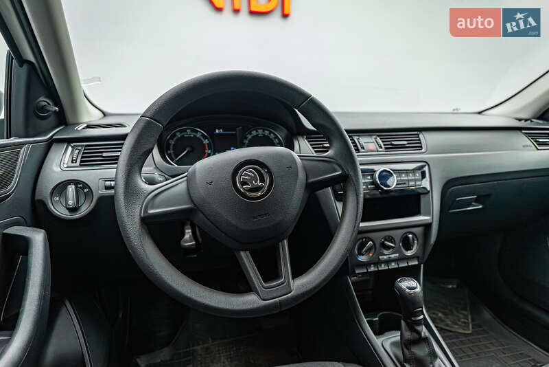 Седан Skoda Rapid 2018 в Киеве фото 10 Седан Skoda Rapid 2018 в Киеве