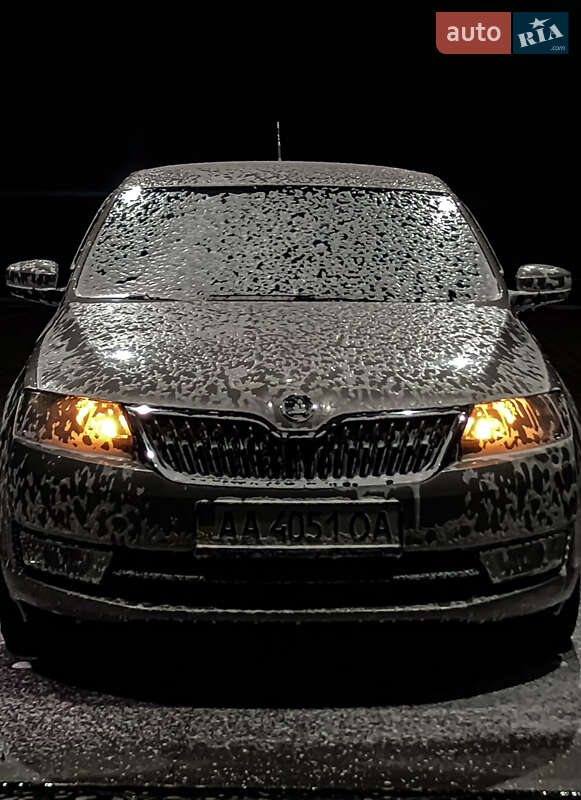 Лифтбек Skoda Rapid 2013 в Киеве