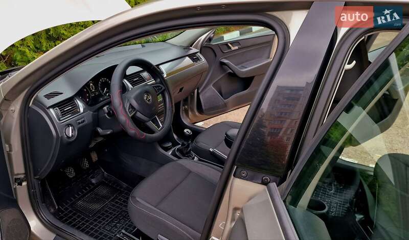 Лифтбек Skoda Rapid 2013 в Песочине