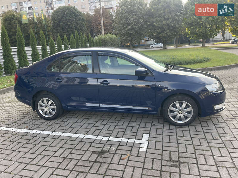 Лифтбек Skoda Rapid 2015 в Луцке