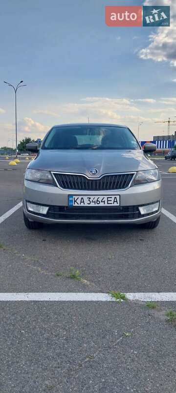 Лифтбек Skoda Rapid 2013 в Киеве