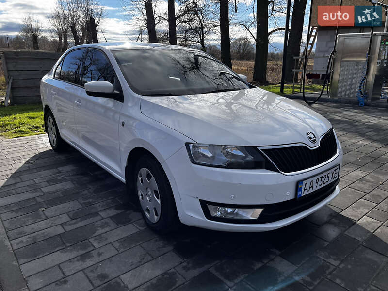 Лифтбек Skoda Rapid 2015 в Киеве фото 2 Лифтбек Skoda Rapid 2015 в Киеве