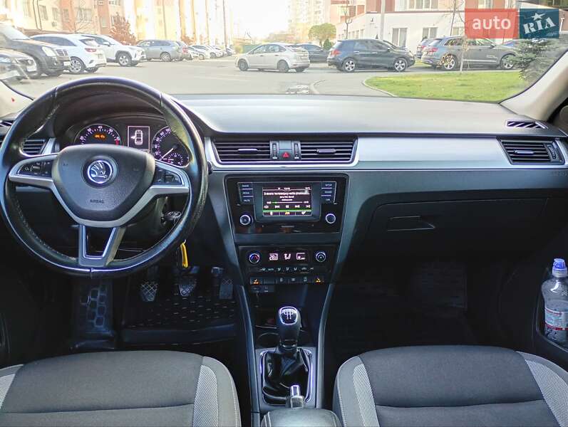 Лифтбек Skoda Rapid 2016 в Киеве фото 7 Лифтбек Skoda Rapid 2016 в Киеве