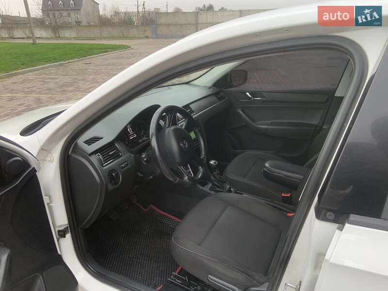 Ліфтбек Skoda Rapid 2013 в Теофіполі