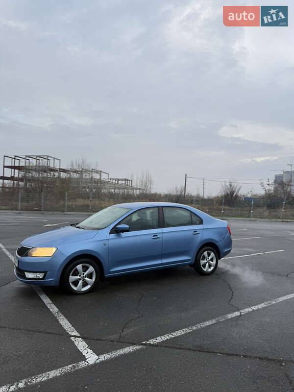 Лифтбек Skoda Rapid 2013 в Киеве фото 15 Лифтбек Skoda Rapid 2013 в Киеве