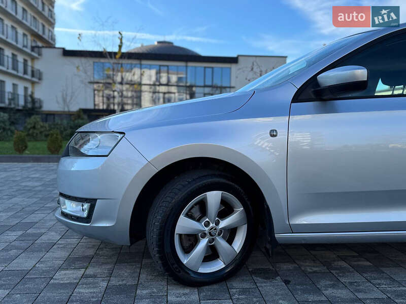 Хэтчбек Skoda Rapid 2013 в Мукачево