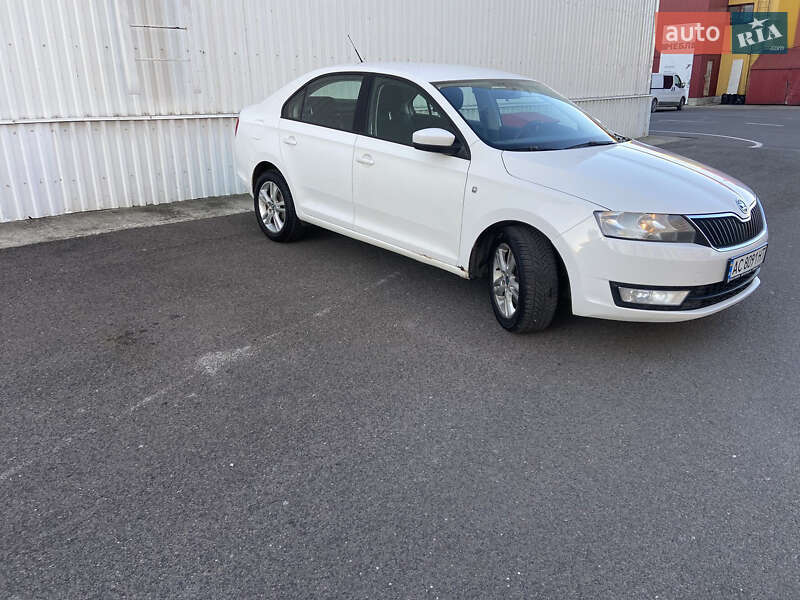 Лифтбек Skoda Rapid 2013 в Луцке
